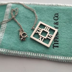 TIFFANY & CO. Square Atlas Pendant Necklace